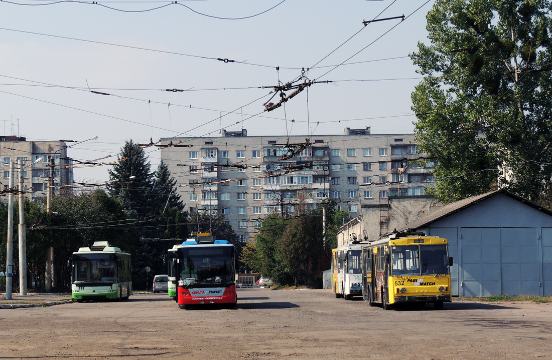 Львов, Богдан Т60111 № 111; Львов, ЛАЗ E183D1 № 113; Львов, Škoda 14Tr02/6 № 532