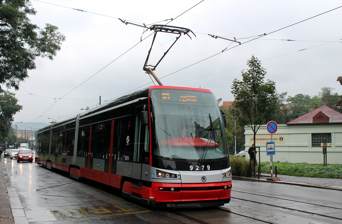 Прага, Škoda 15T3 ForCity Alfa Praha № 9279