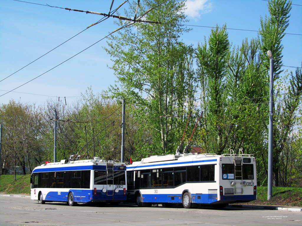Москва, БКМ 321 № 3862; Москва, СВАРЗ-МАЗ-6235.00 № 3821