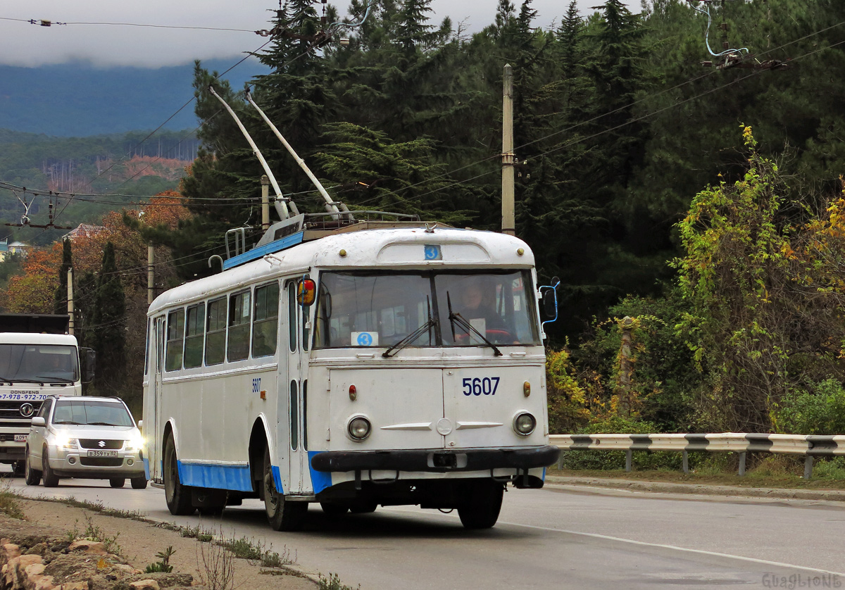 Крымский троллейбус, Škoda 9Tr24 № 5607