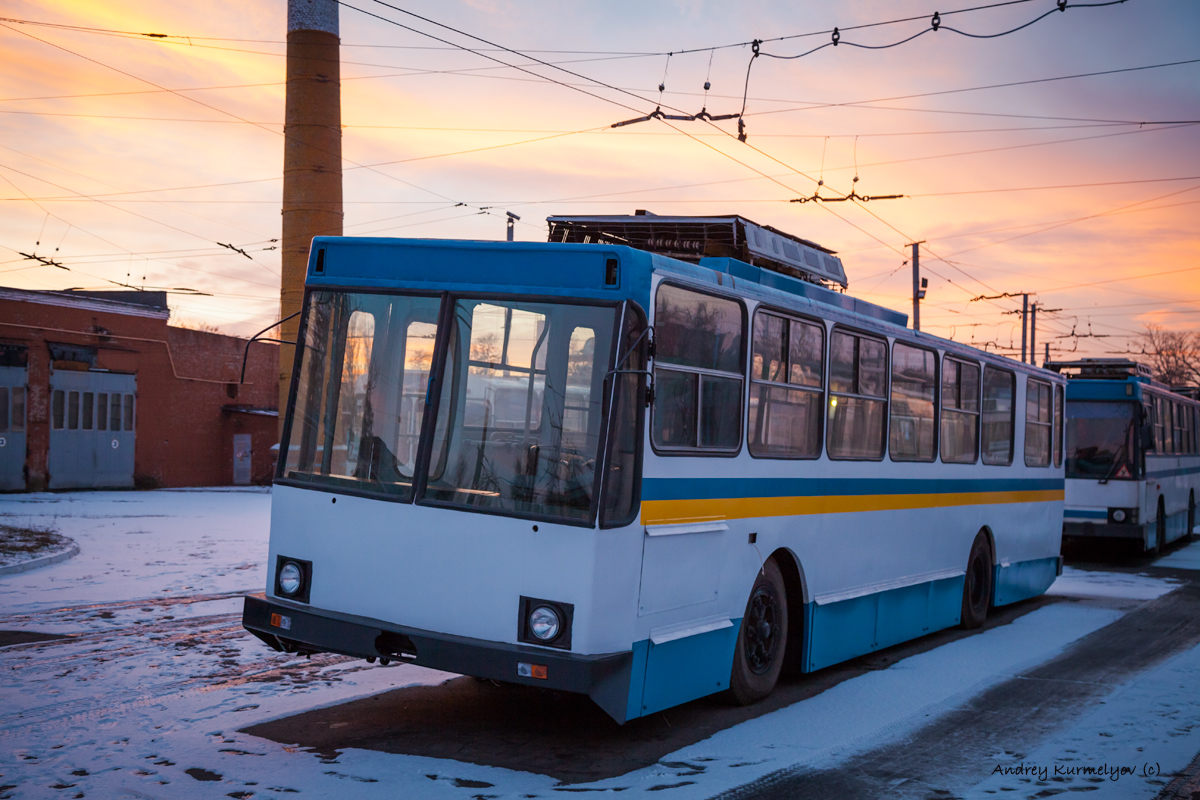 დნიპრო, YMZ T1R (Т2P) № 1037