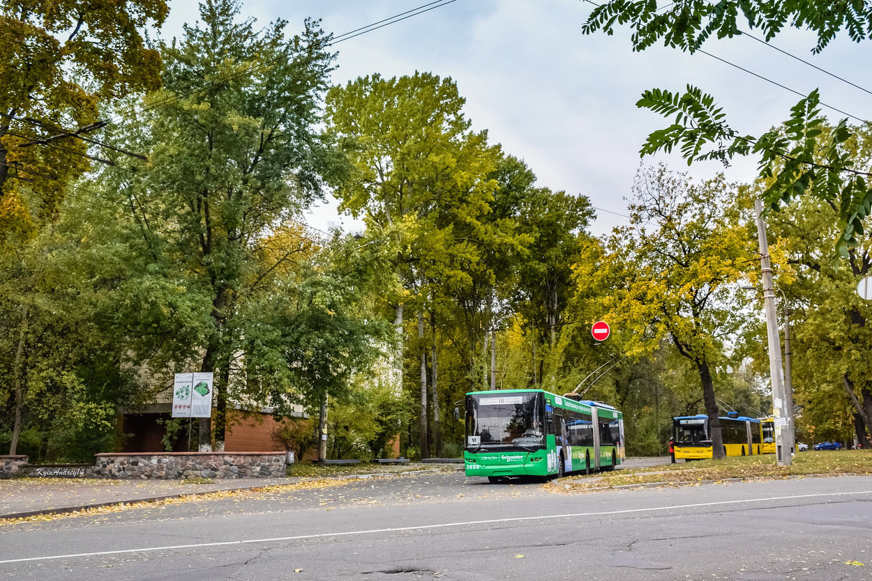 Kijów, LAZ E301D1 Nr 2622
