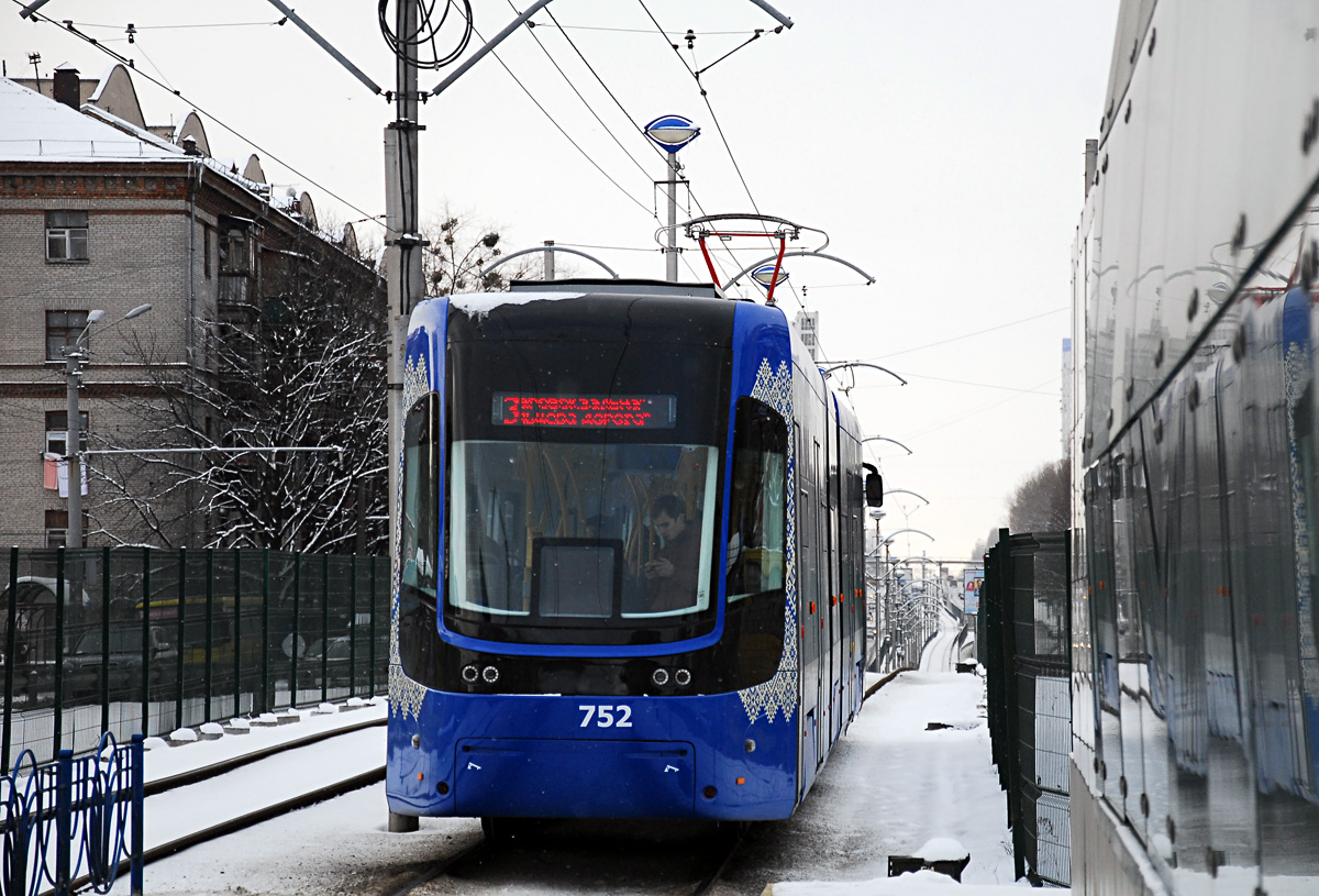 Київ, PESA 71-414К (Fokstrot) № 752