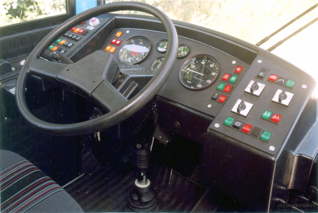 Budapešta, Ikarus 415.83 № б/н