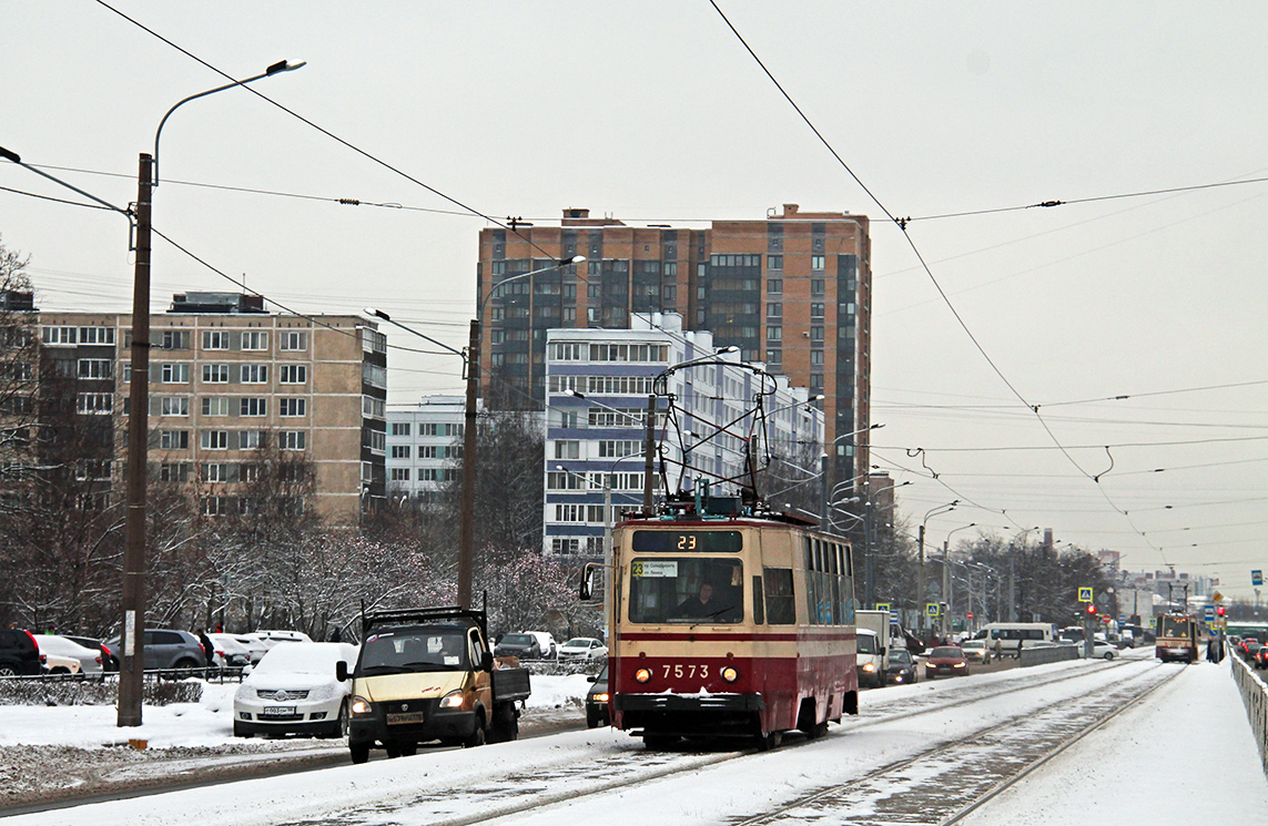 Saint-Petersburg, LM-68M č. 7573