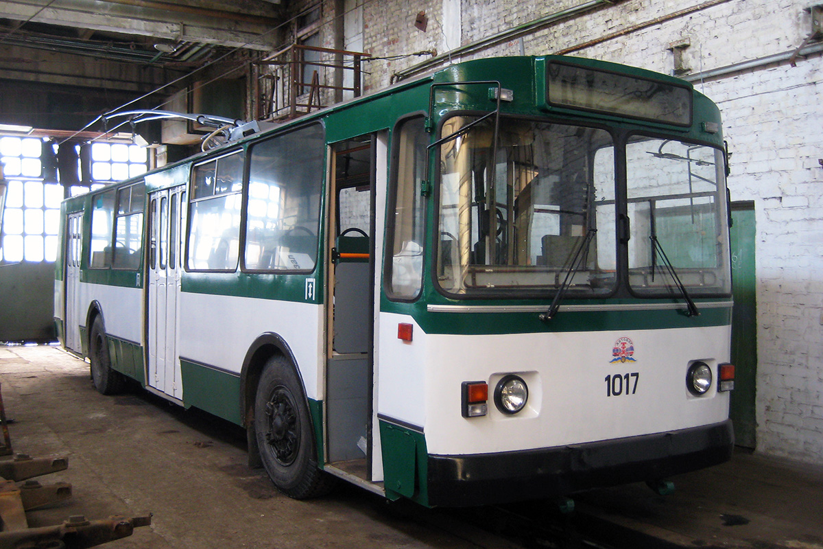 Житомир, ЗиУ-682В-013 [В0В] № 1017