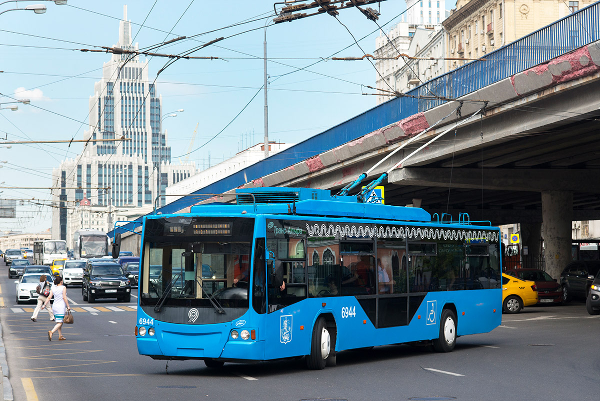 Москва, ВМЗ-5298.01 «Авангард» № 6944