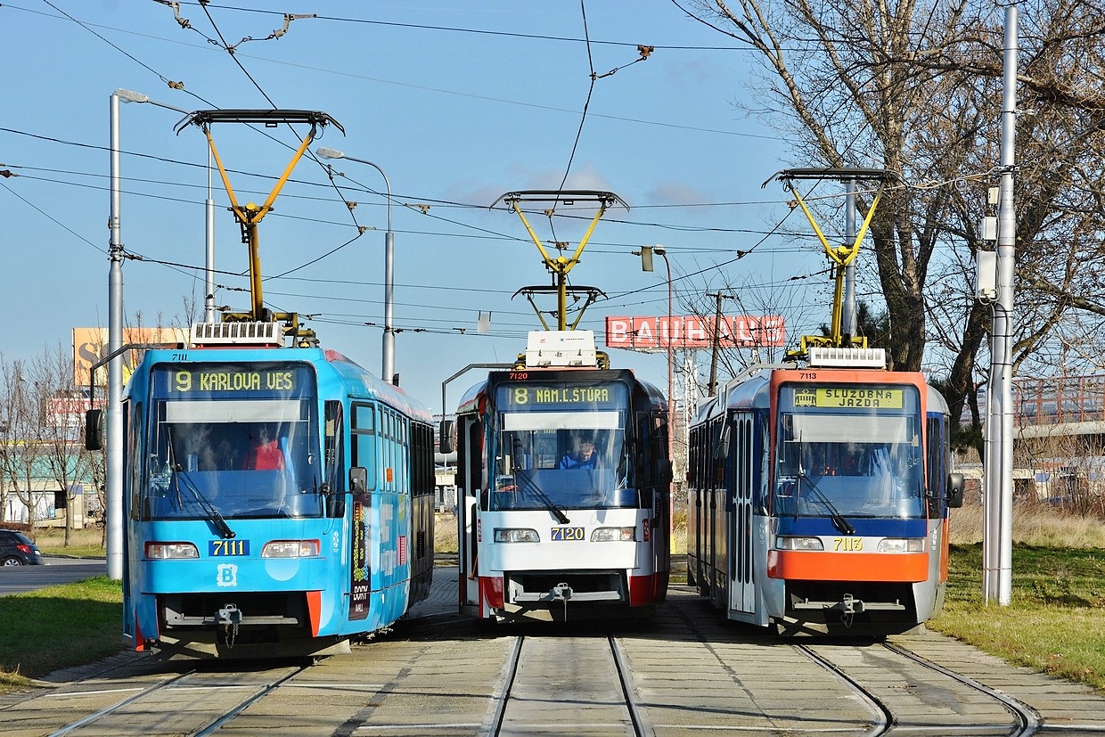Братислава, Tatra K2S № 7111; Братислава, Tatra K2S № 7113; Братислава, Tatra K2S № 7120