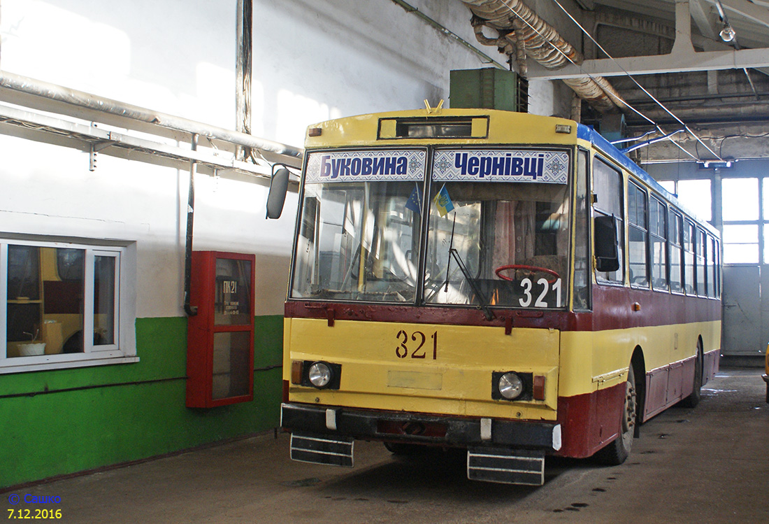 Черновцы, Škoda 14Tr89/6 № 321