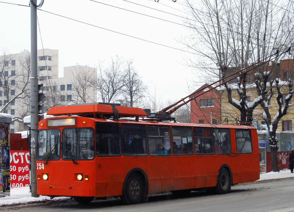 Пермь, ЗиУ-682 КР Иваново № 254