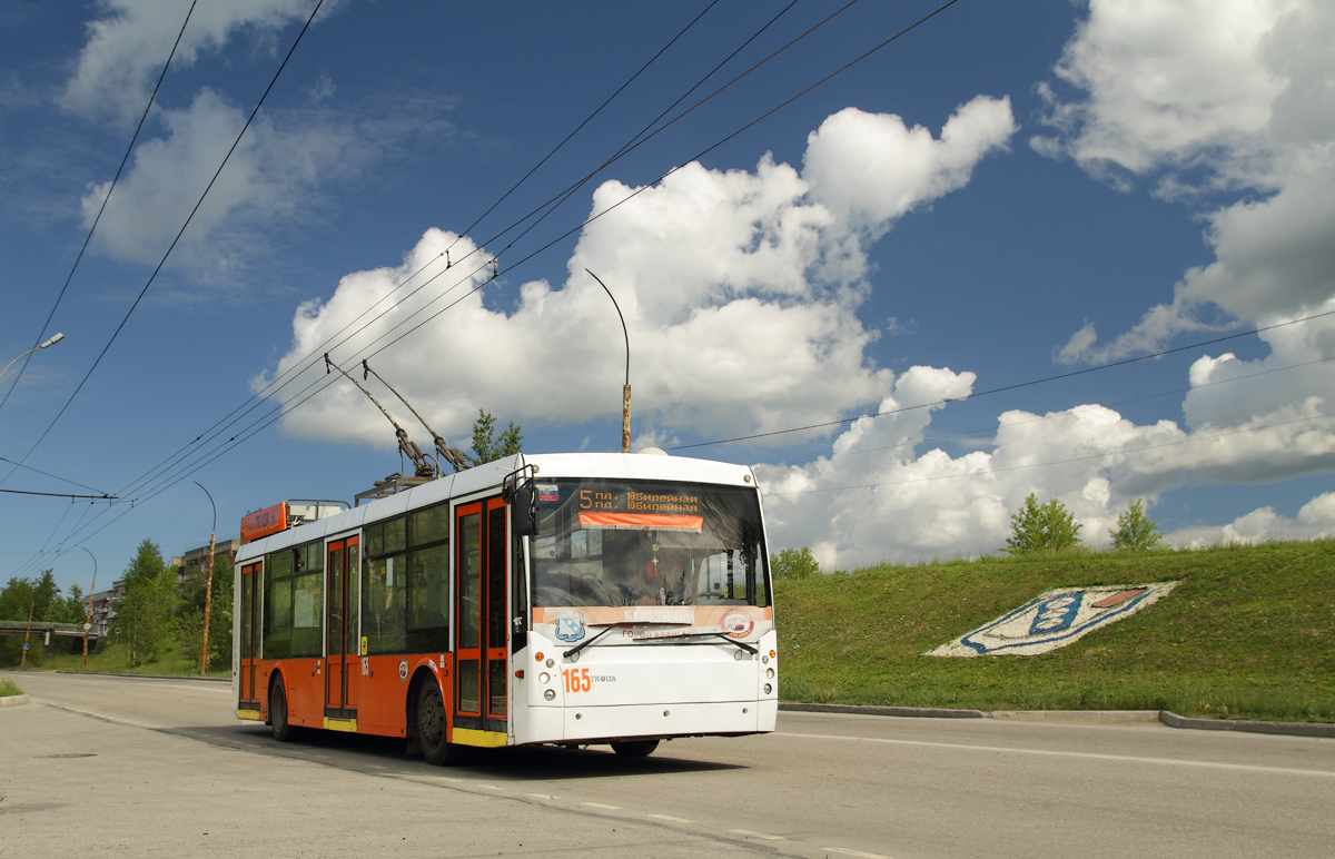 Березники, Тролза-5265.00 «Мегаполис» № 165