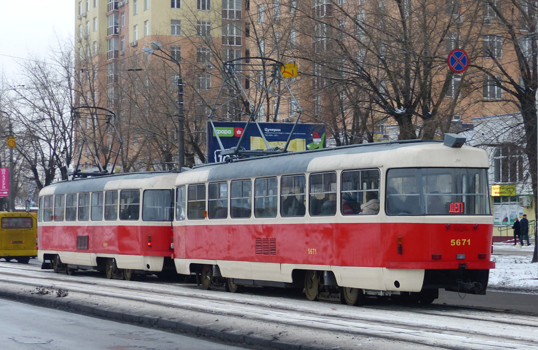 Киев, Tatra T3SUCS № 5671
