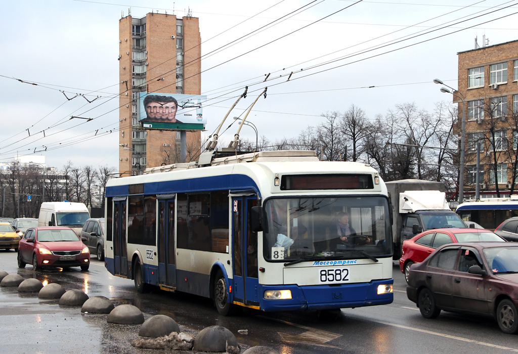 Москва, БКМ 321 № 8582