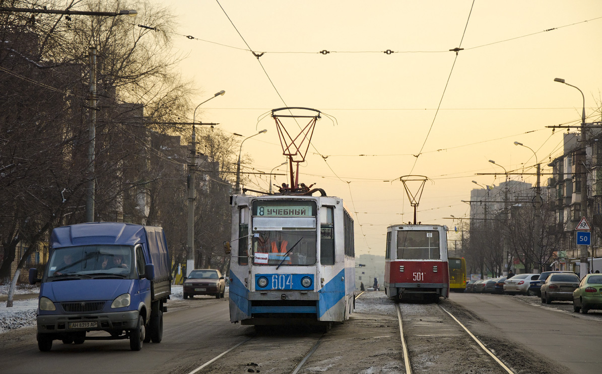 Мариуполь, 71-608К № 604; Мариуполь, 71-605 (КТМ-5М3) № 501