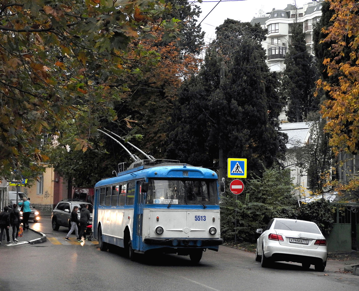 Крымскі тралейбус, Škoda 9Tr19 № 5513