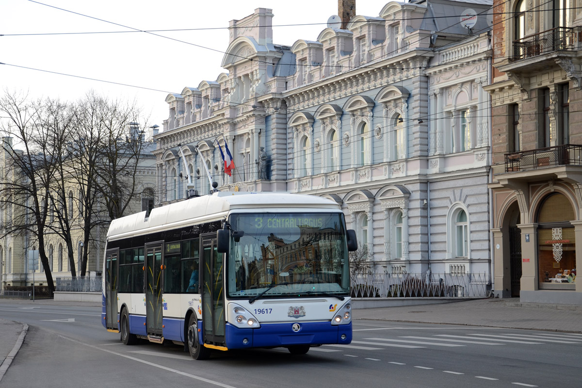 Рига, Škoda 24Tr Irisbus Citelis № 19617
