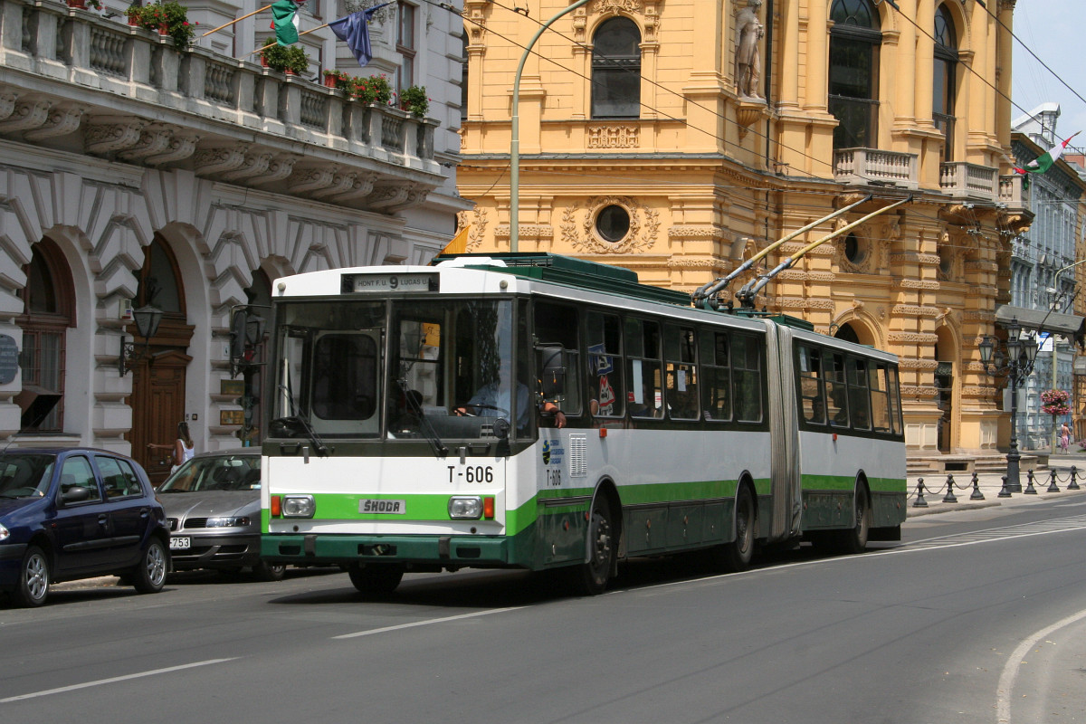 Szeged, Škoda 15Tr03/6 № T-606