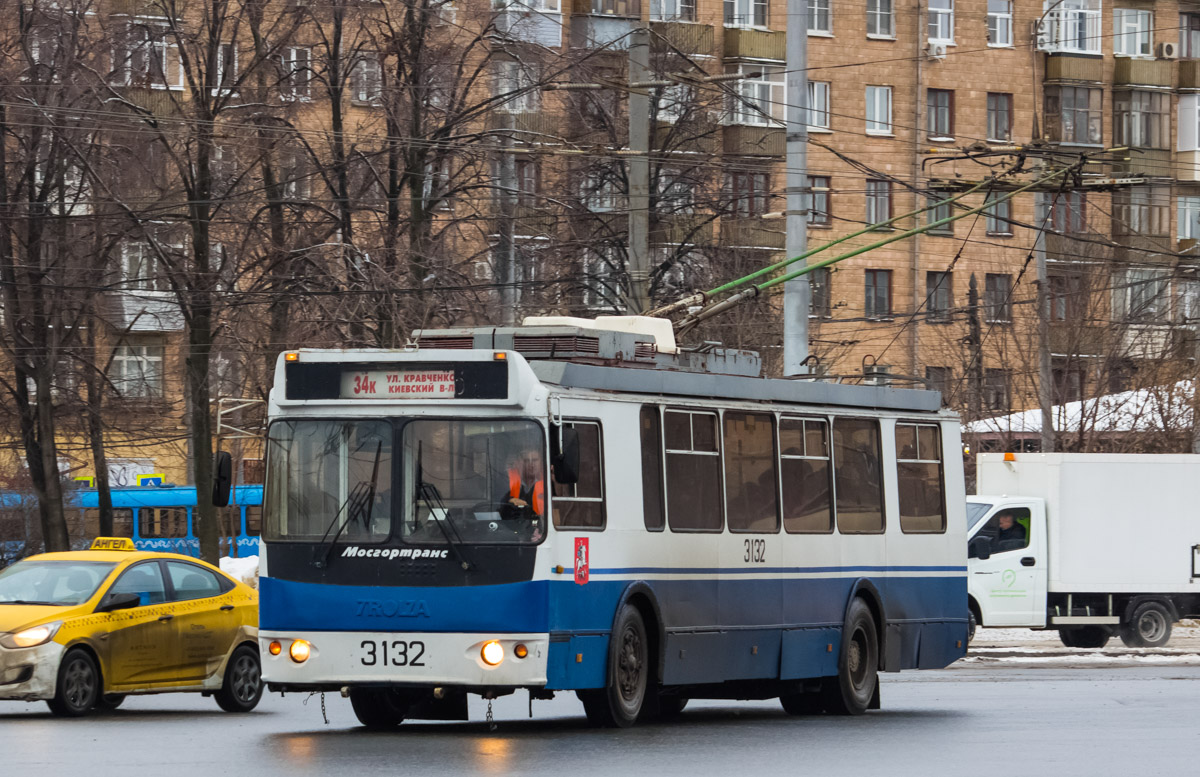 Москва, ЗиУ-682Г-016.02 (с широкой 1-й дверью) № 3132