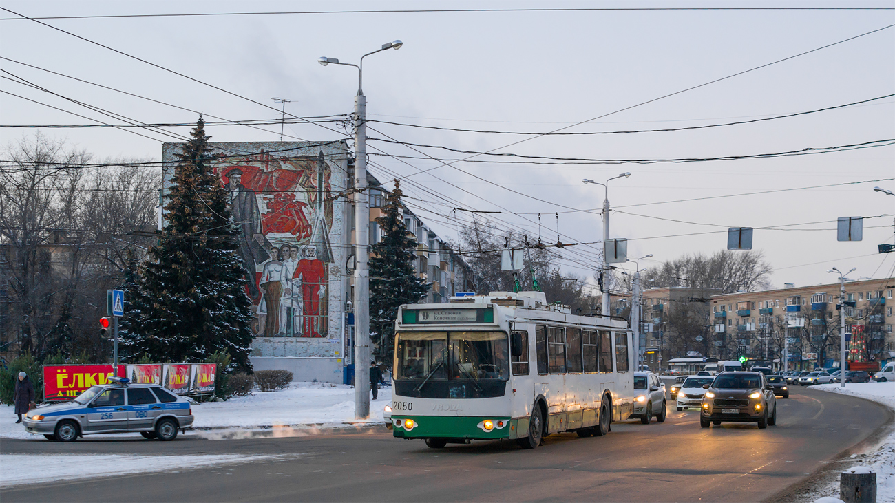 Пенза, ЗиУ-682Г-016.02 № 2050