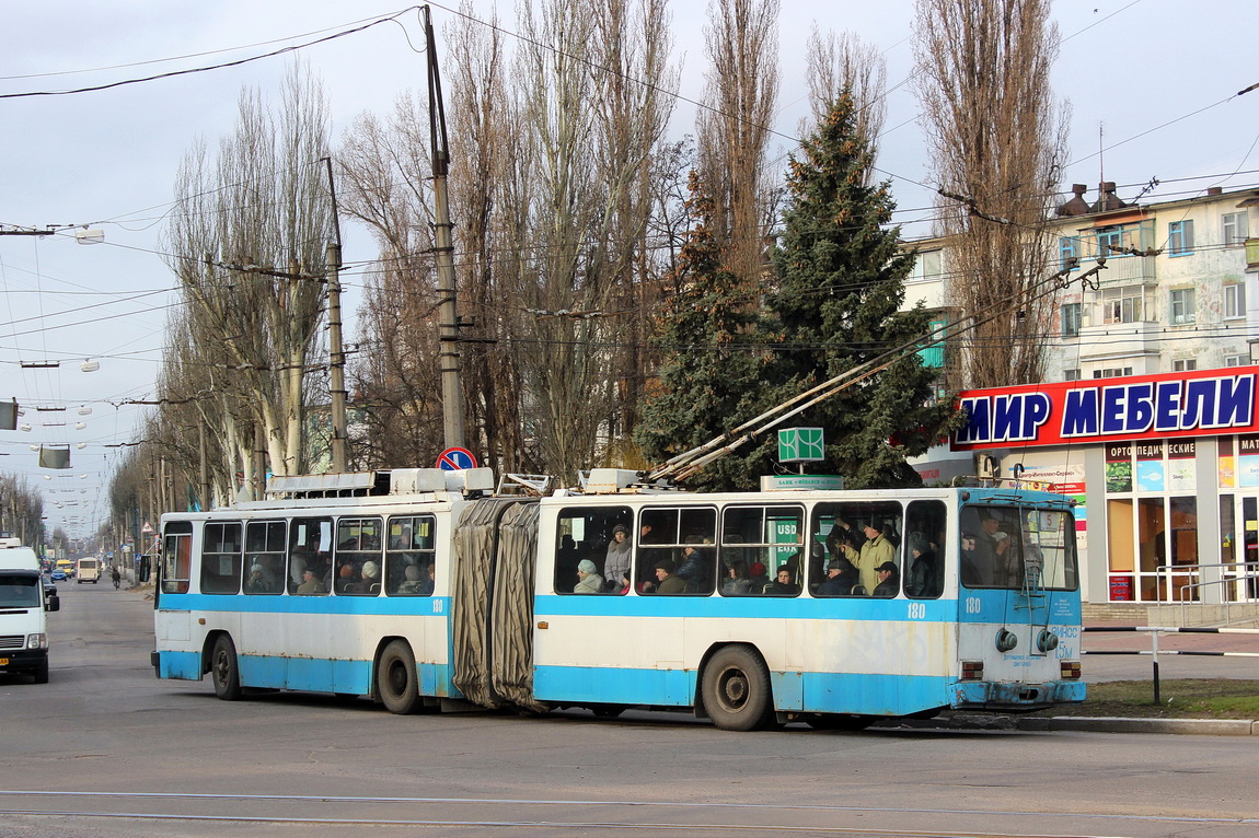 Кременчуг, ЮМЗ Т1 № 180
