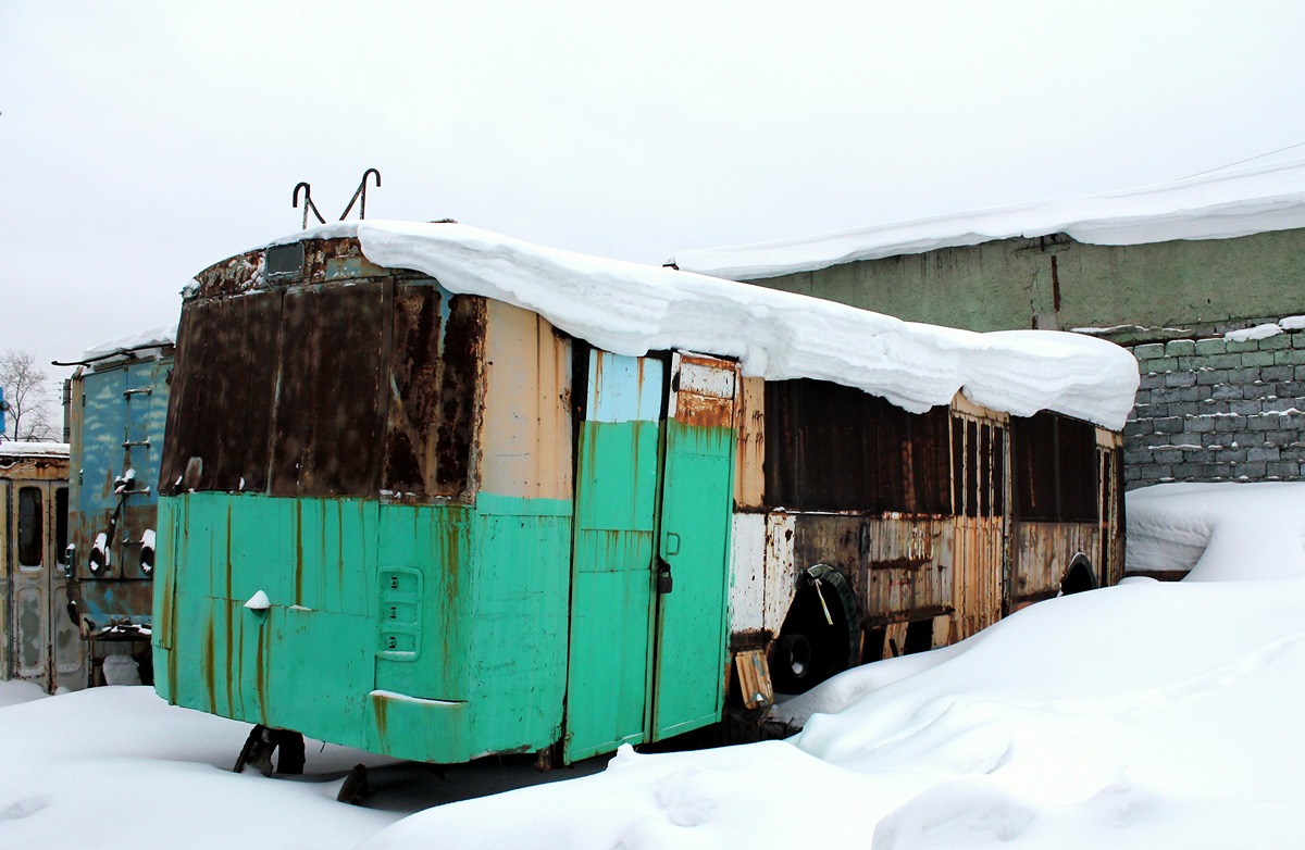Новосибирск, ЗиУ-682В № 3110; Новосибирск — "Гаражный" подвижной состав Новосибирск, ЗиУ-682В № 3110; Новосибирск — "Гаражный" подвижной состав