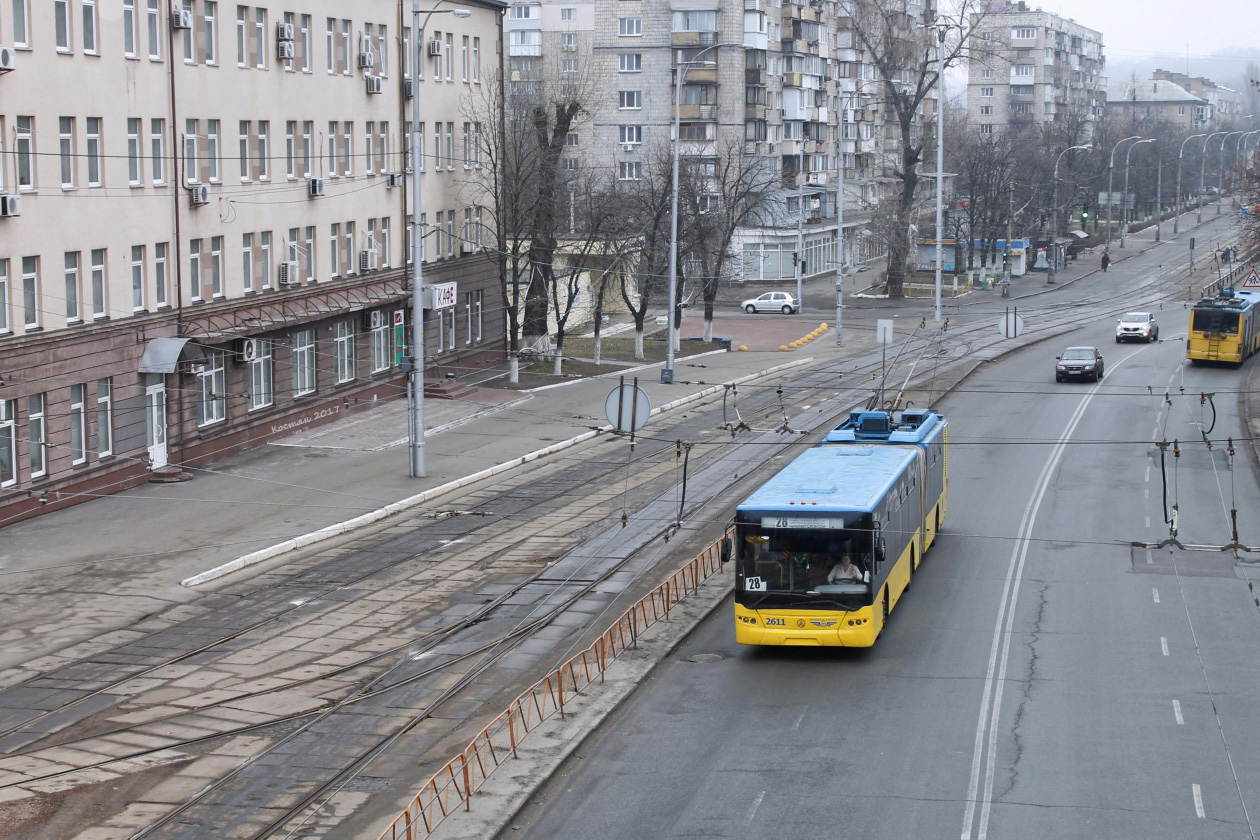 Киев, ЛАЗ E301D1 № 2611