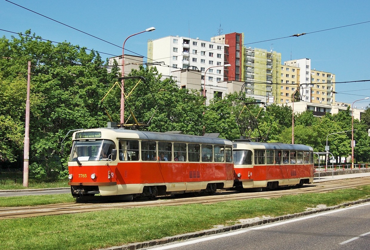 Bratislava, Tatra T3SUCS nr. 7765; Bratislava, Tatra T3SUCS nr. 7766 Bratislava, Tatra T3SUCS nr. 7765; Bratislava, Tatra T3SUCS nr. 7766