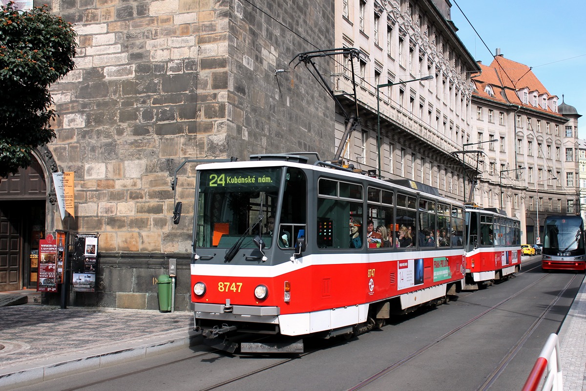 Praha, Tatra T6A5 č. 8747