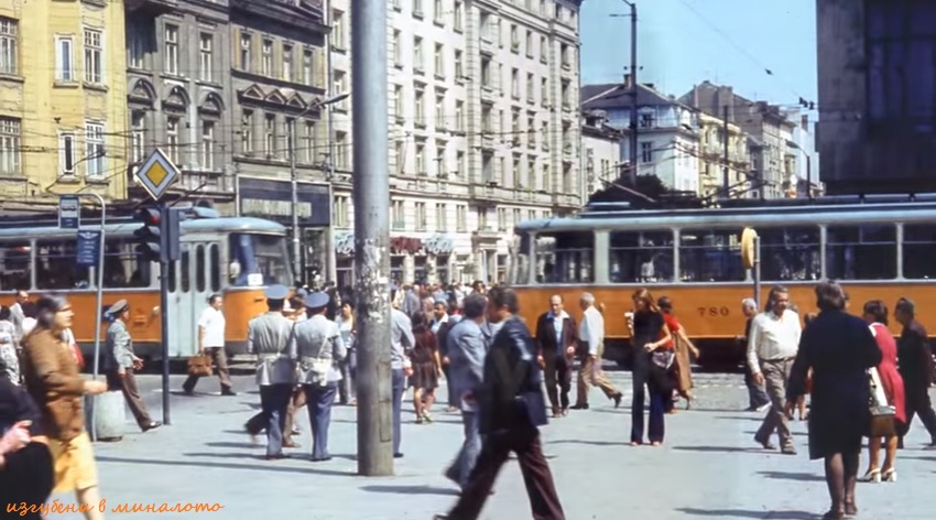 София — Исторически снимки — Трамвайни мотриси (1945–1989)