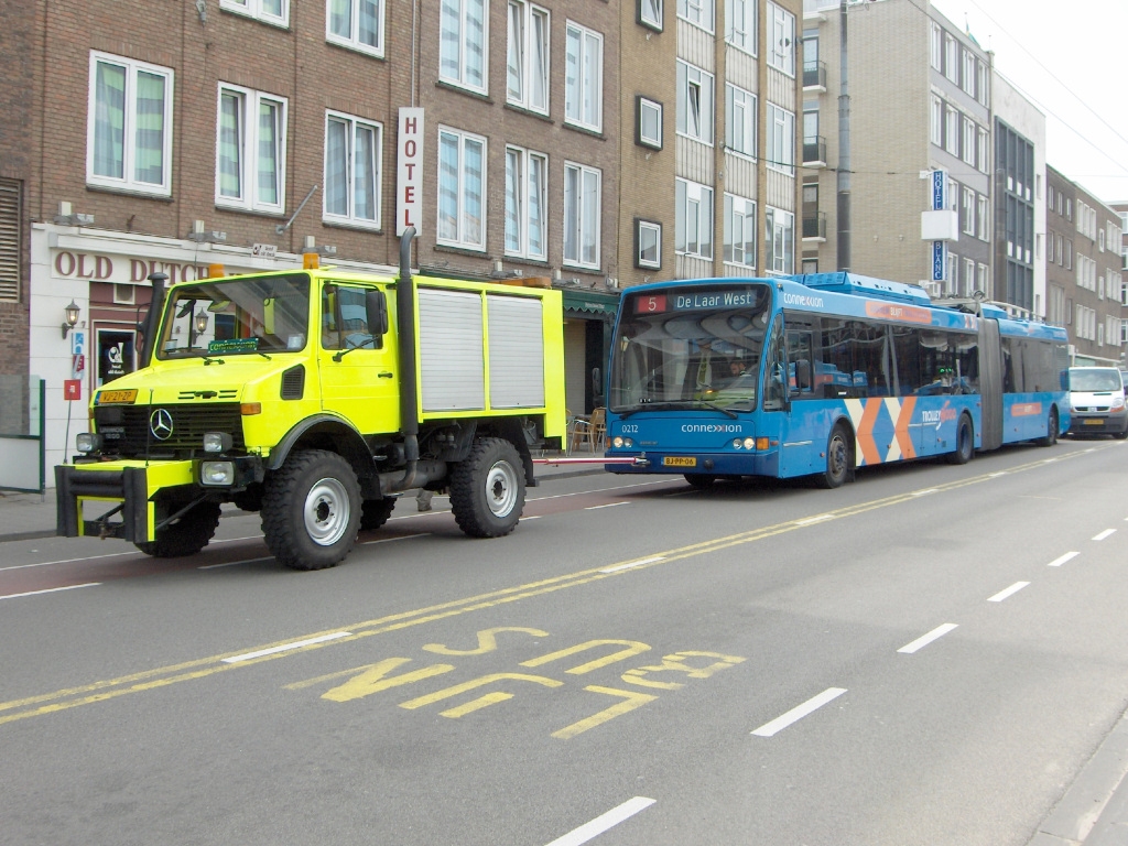 Арнем, Berkhof Premier AT18 № 0212