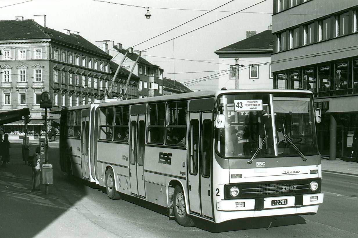 Линц, Ikarus 280.T3 № 2