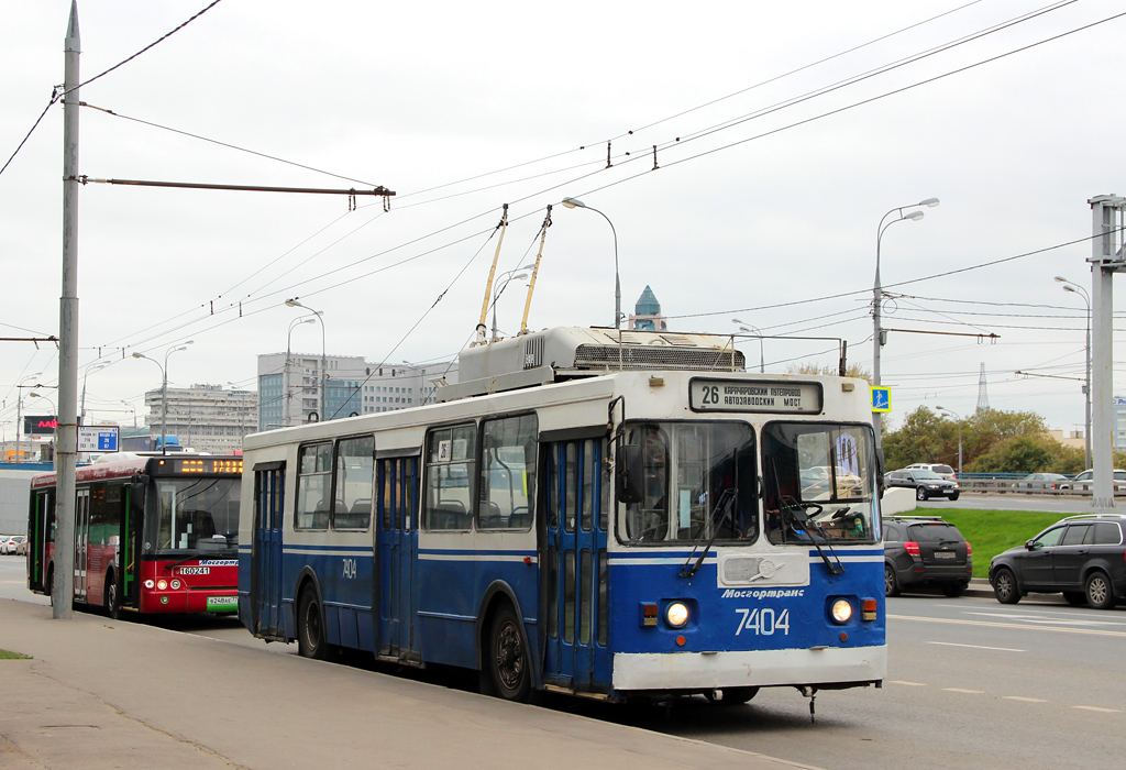 Москва, ЗиУ-682ГМ1 (с широкой передней дверью) № 7404