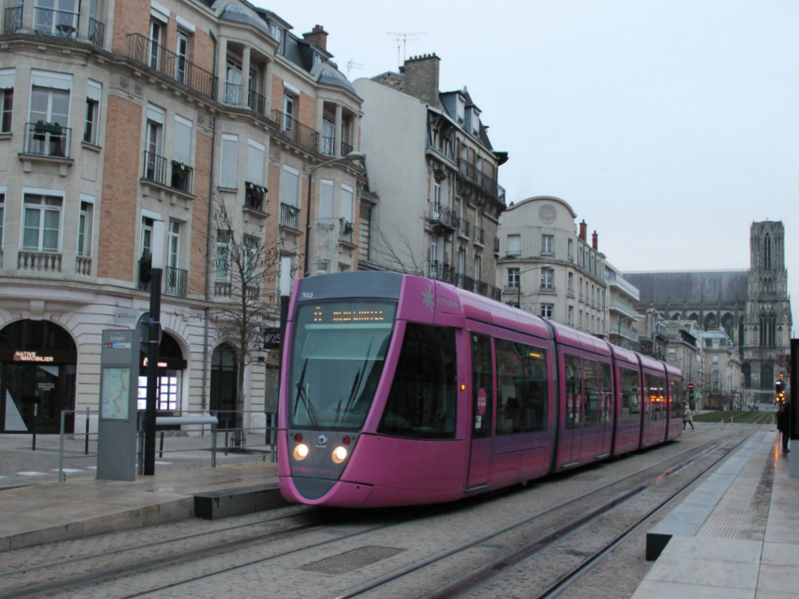 Реймс, Alstom Citadis 302 № 102
