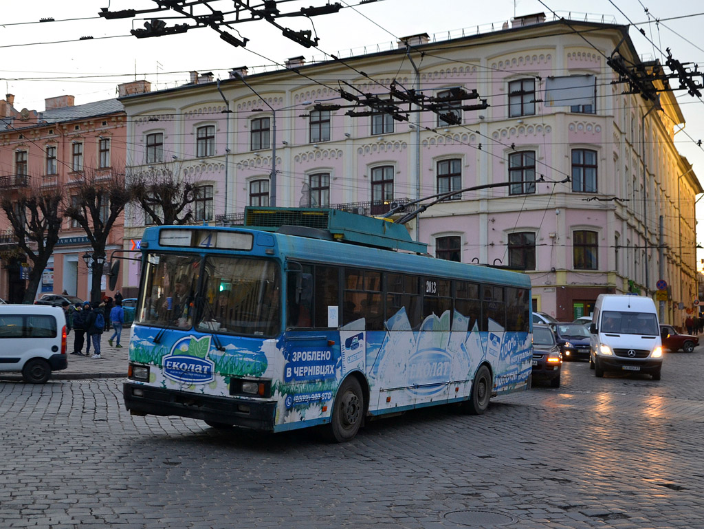 Черновцы, ЛАЗ-52522 № 2013