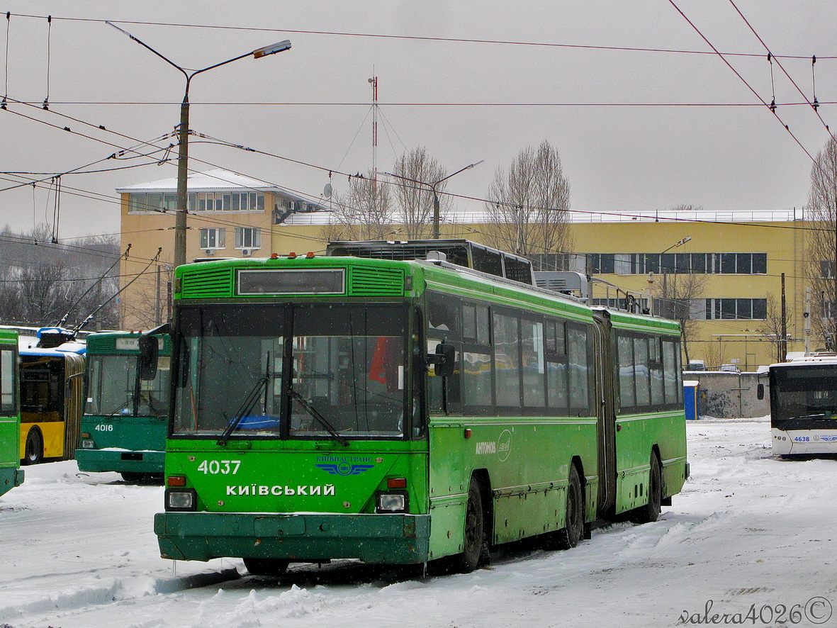 Киев, Киев-12.03 № 4037