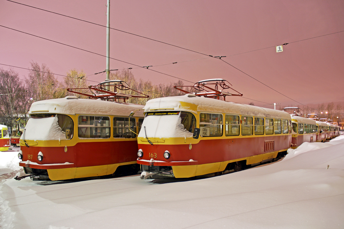 Yekaterinburg, Tatra T3SU č. 163