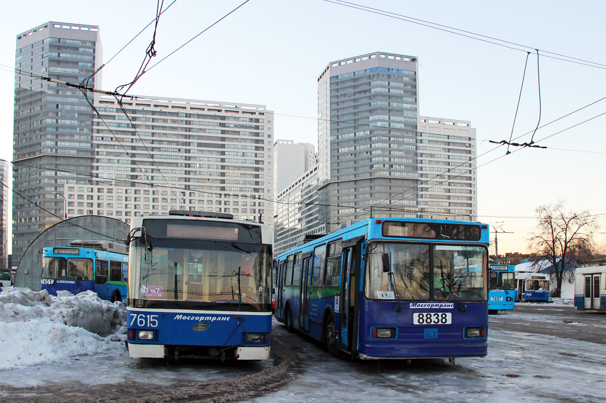 Москва, ВМЗ-62151 «Премьер» № 7615; Москва, БКМ 20101 № 8838