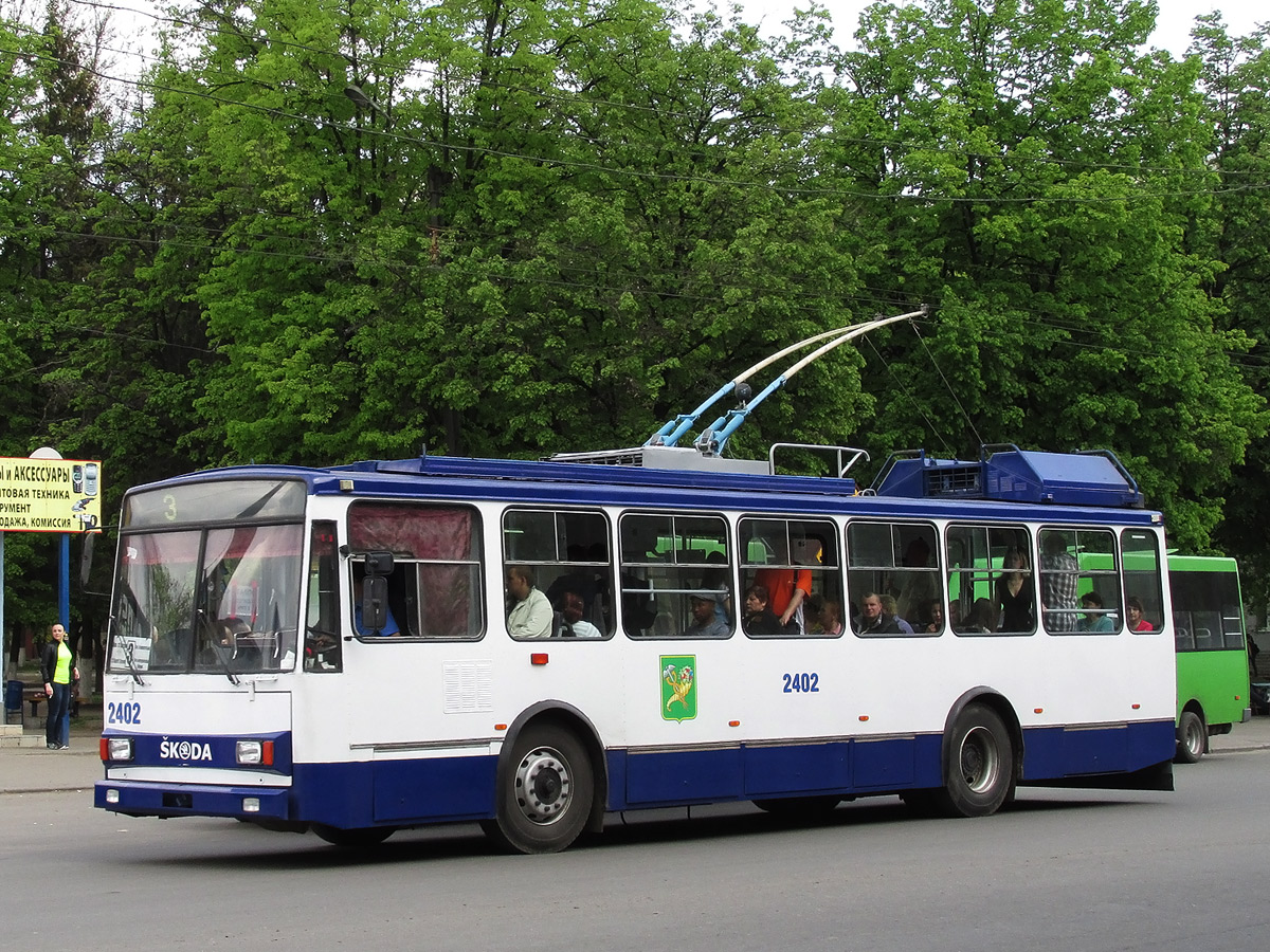 Harkova, Škoda 14Tr18/6M # 2402