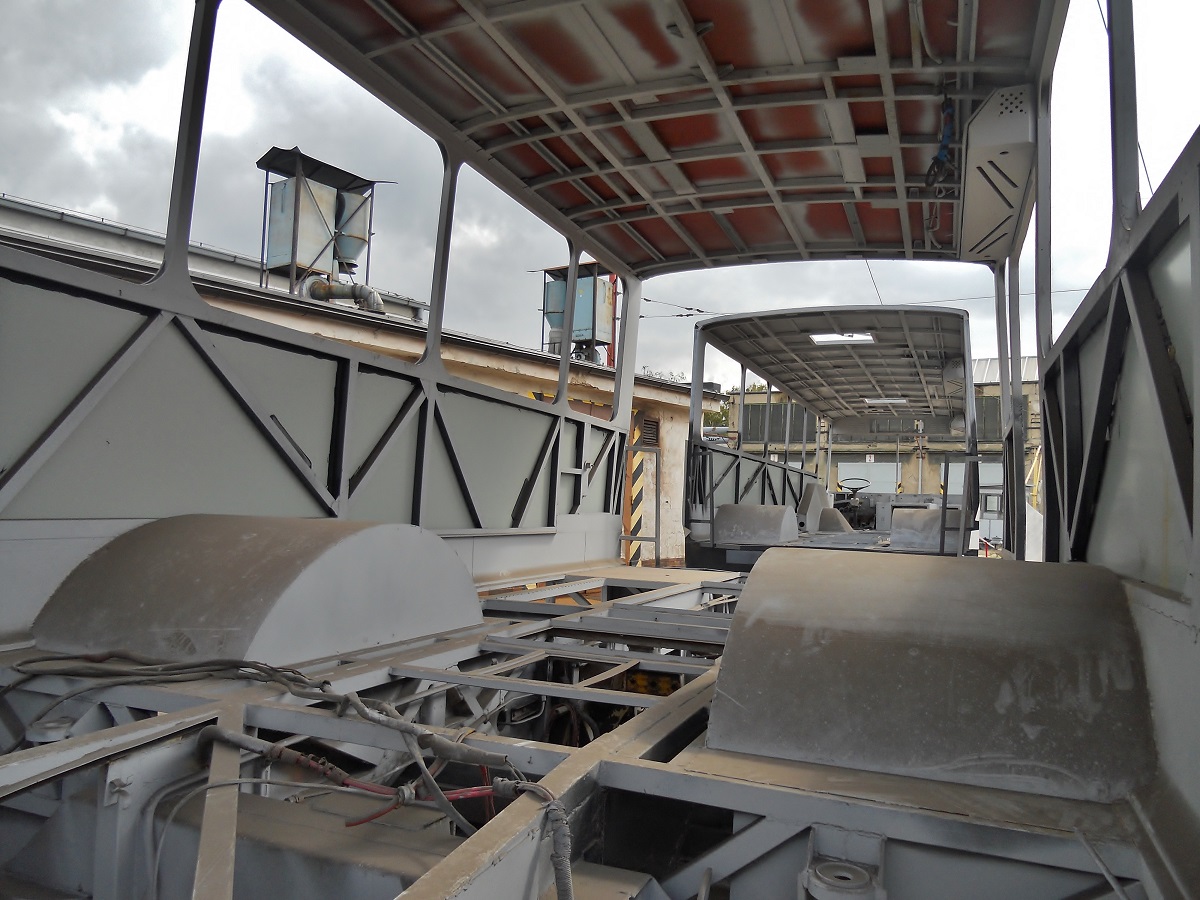 Pozsony, Škoda Sanos S 200 Tr — 6505