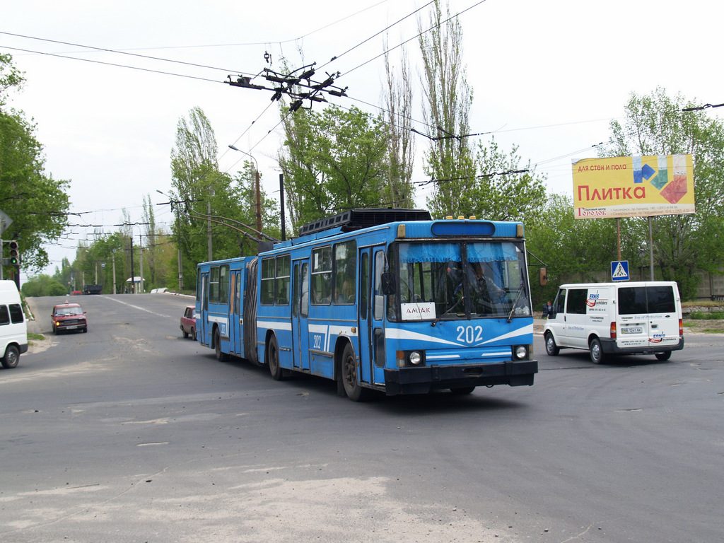 Сєвєродонецьк, ЮМЗ Т1 № 202