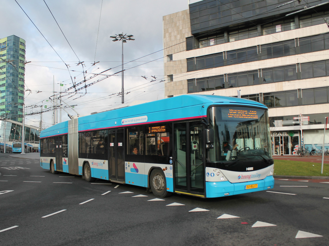 Арнем, Hess SwissTrolley 4 (BGT-N1D) № 5254
