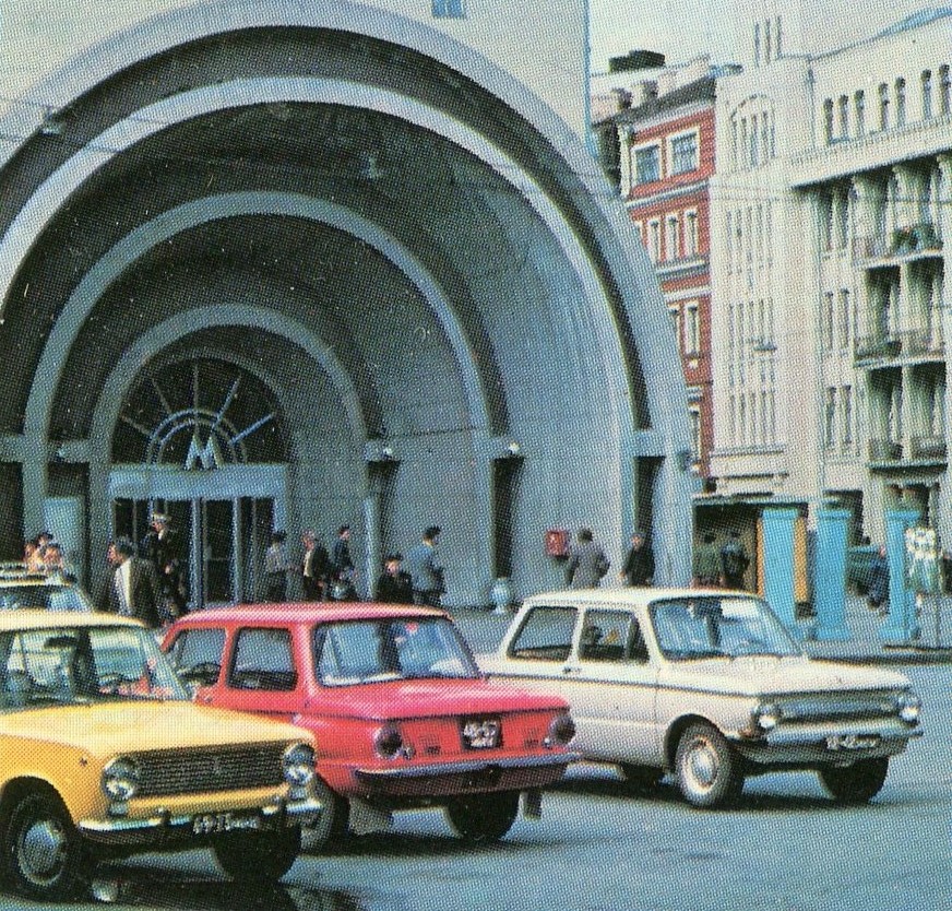 Москва — Метрополитен — [1] Сокольническая линия
