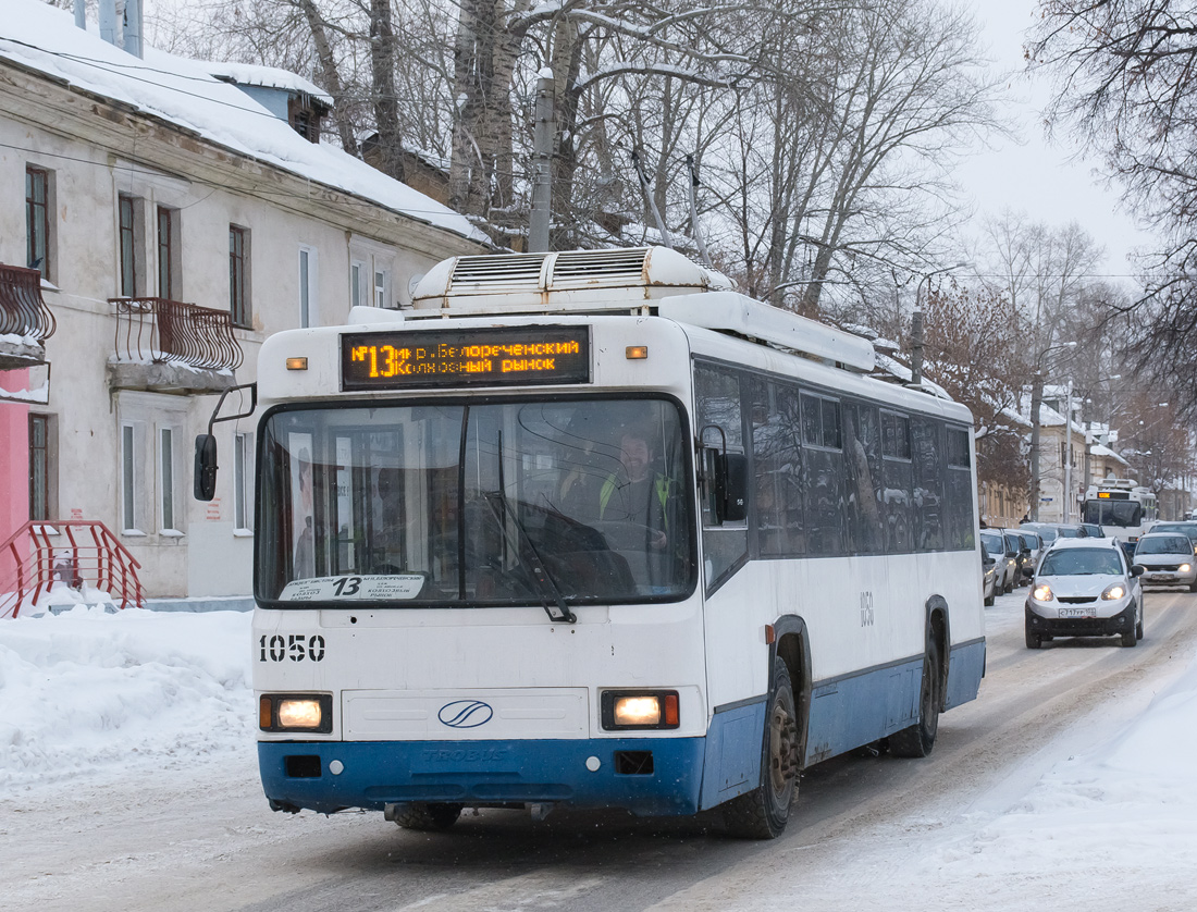 Уфа, БТЗ-52764Р № 1050