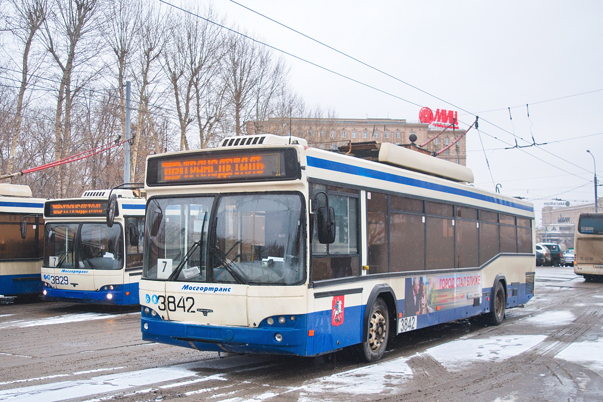 Москва, СВАРЗ-МАЗ-6235.00 № 3842 Москва, СВАРЗ-МАЗ-6235.00 № 3842
