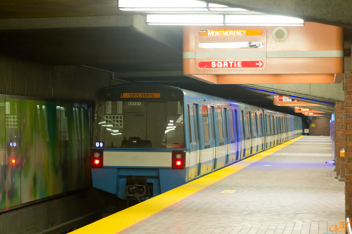 Монреаль, Bombardier MR-73 моторный № 79-672; Монреаль — Métro de Montréal -> Ligne orange