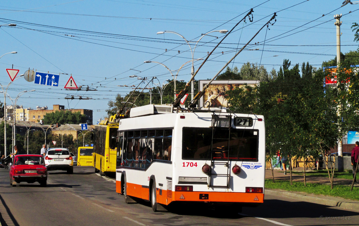 Киев, МАЗ-103Т № 1704