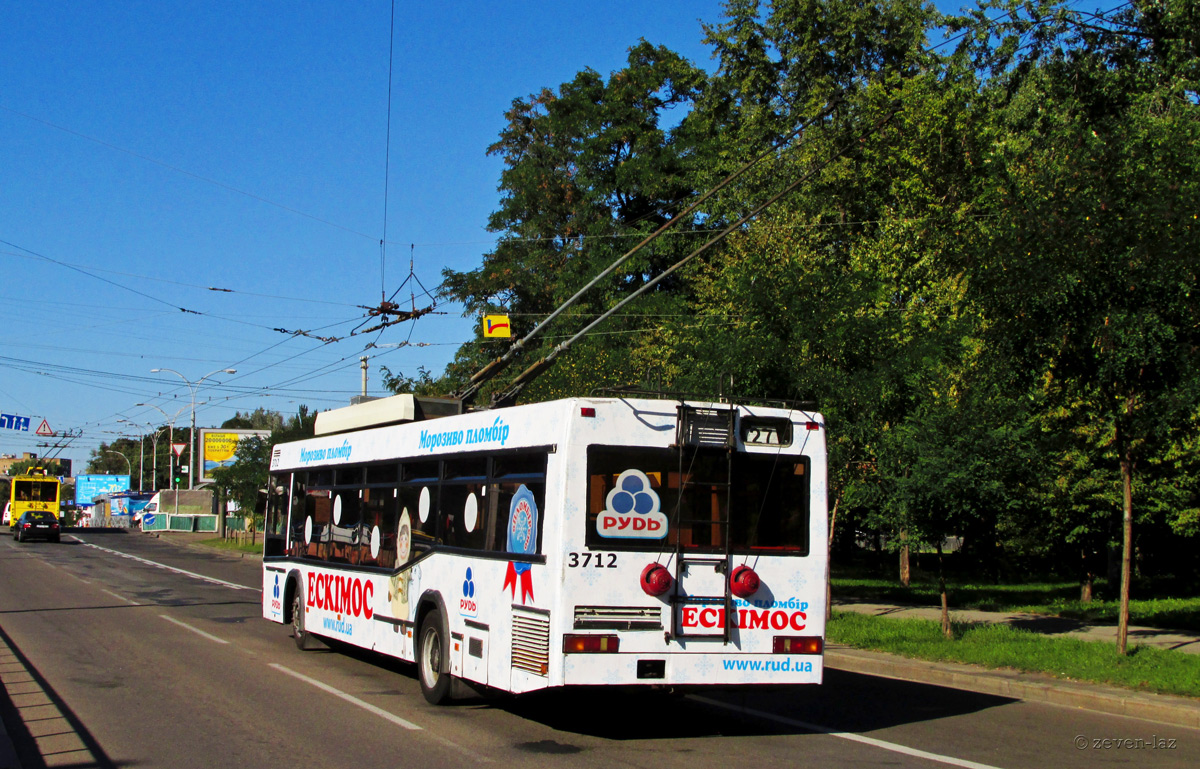 Киев, МАЗ-103Т № 3712