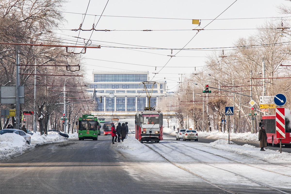 Kazanė — City in motion; Kazanė — ET Lines [1] — Center