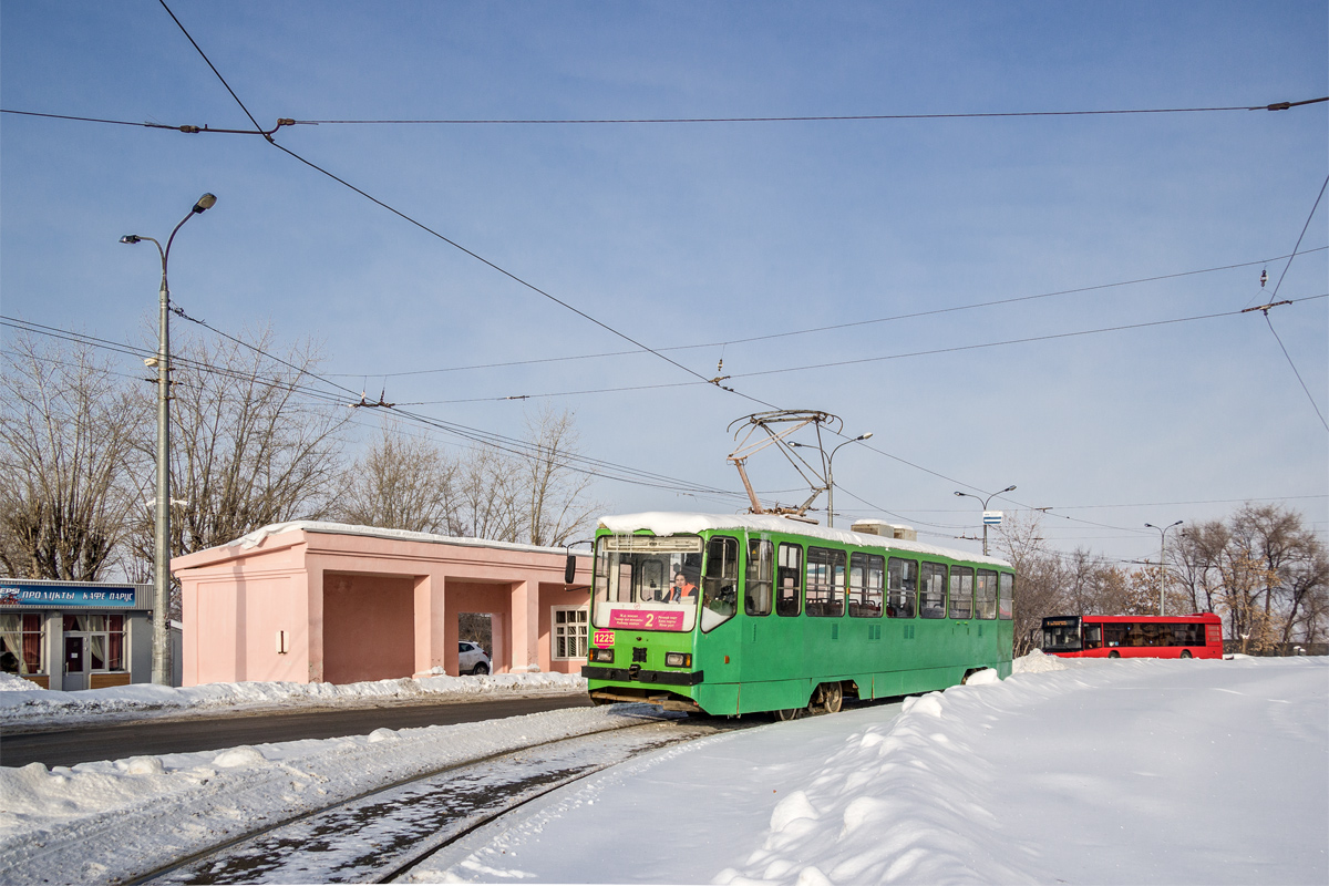 Казань, 71-402 № 1225