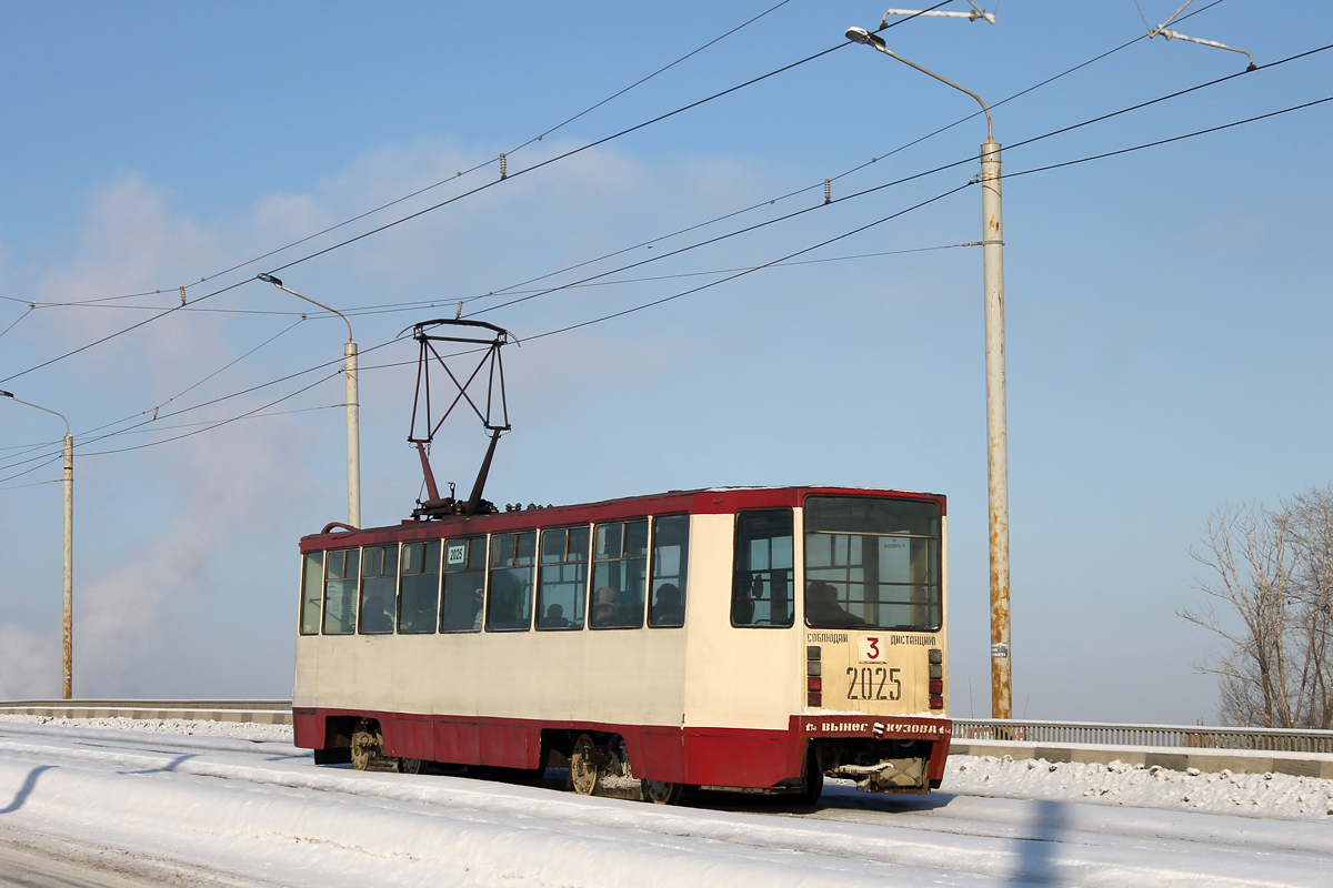 Челябинск, 71-608К № 2025